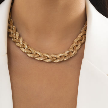 N2606 - Elegant Golden Chunky Chain Necklace